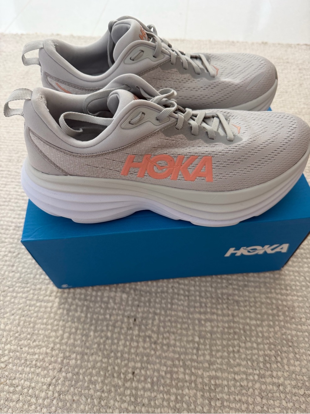 Hoka Women's BONDI 9 Road Running Shoes Stardust Silver - SZ 8